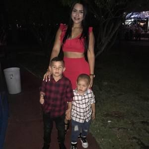 Meet your Posher, Angie